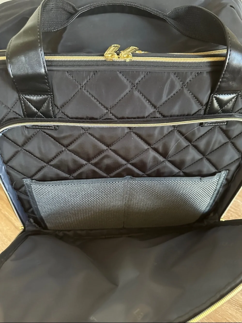 Quilted Black Travel Rolling Briefcase With Gold Zippers YTONET